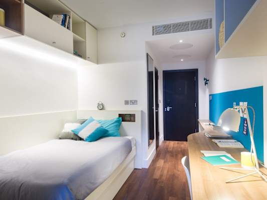 Single En Suite room type